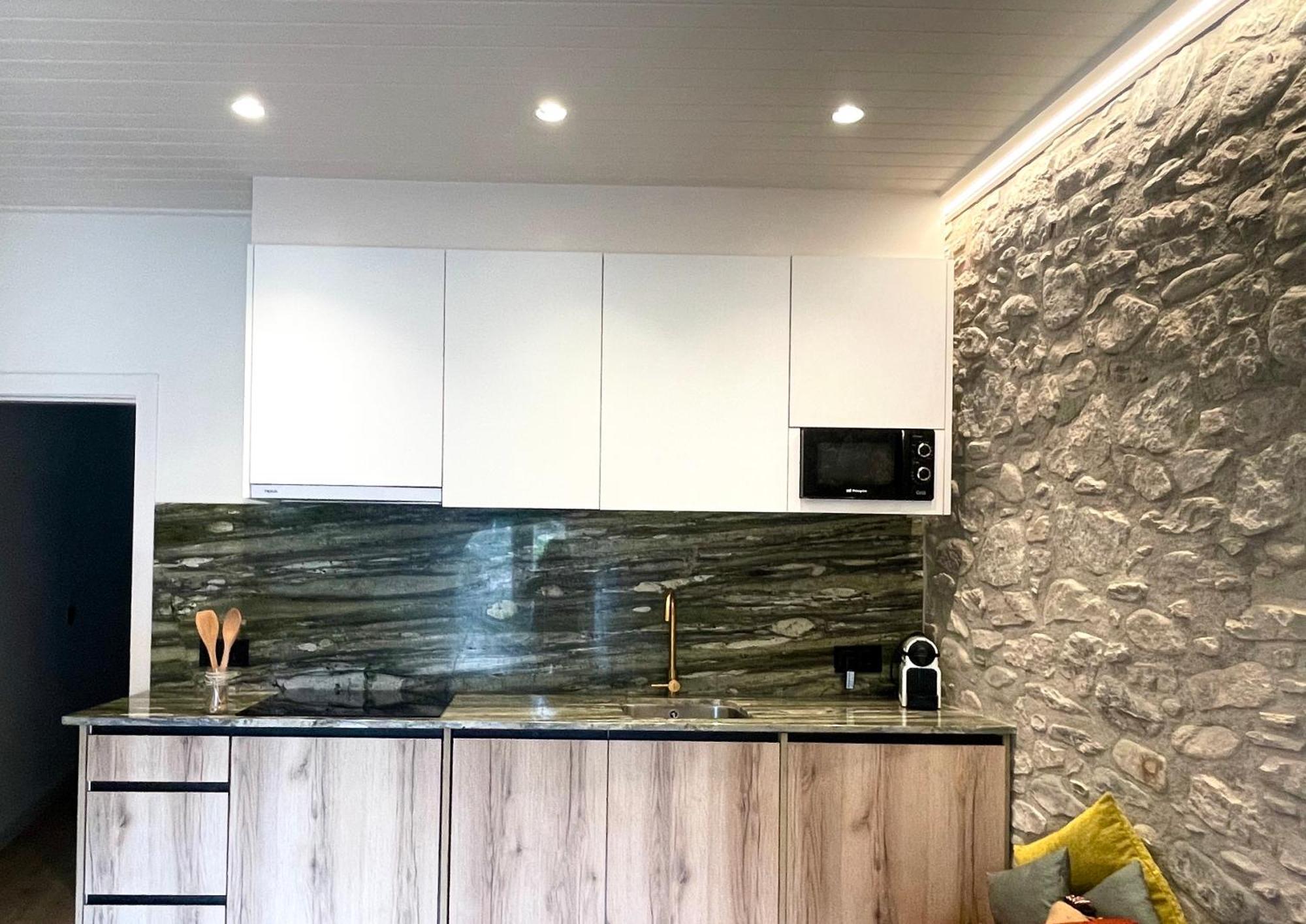 קמפרודון Apartamento Colgante Al Rio Con Vistas Al Puente מראה חיצוני תמונה