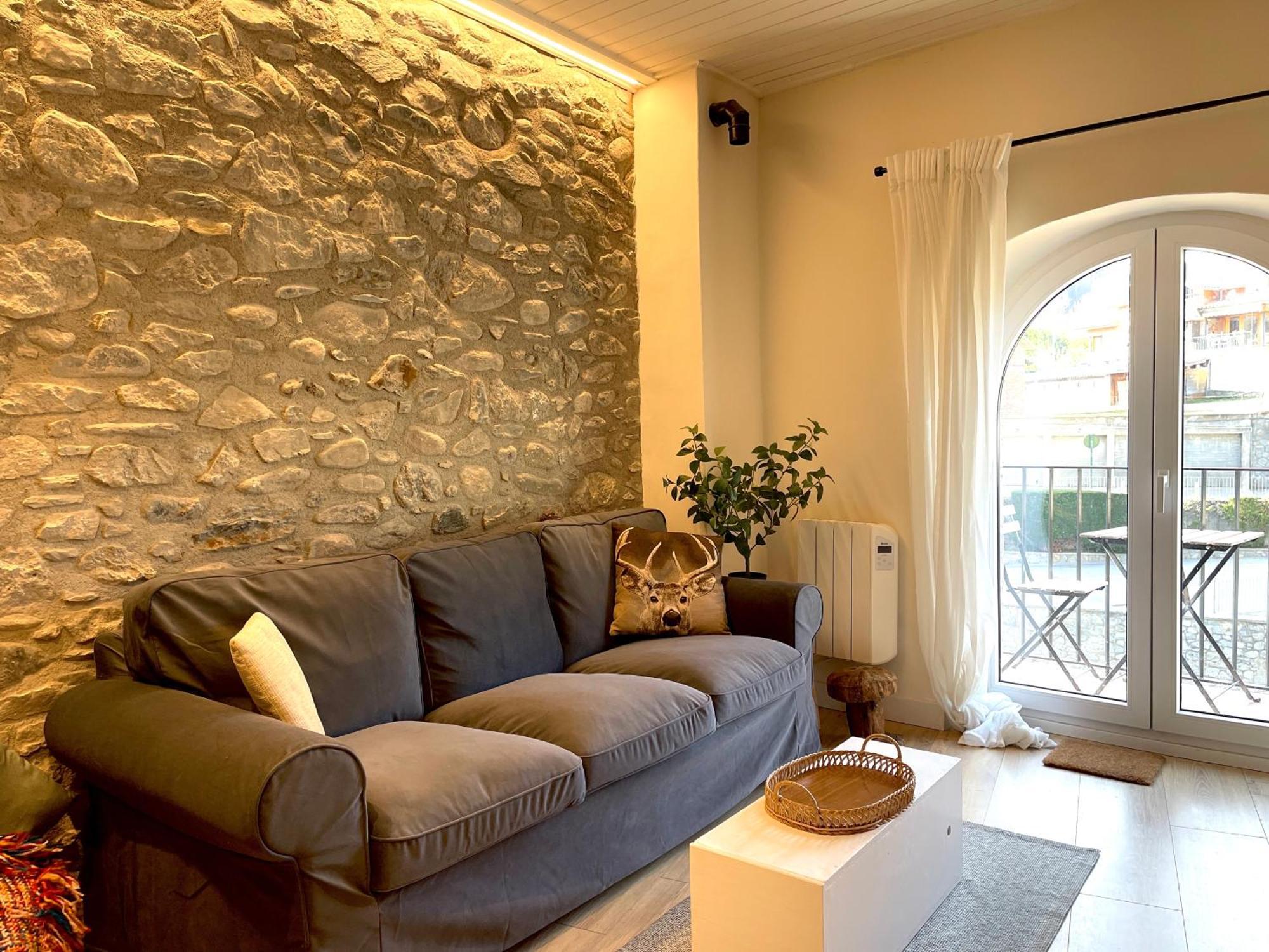 קמפרודון Apartamento Colgante Al Rio Con Vistas Al Puente מראה חיצוני תמונה